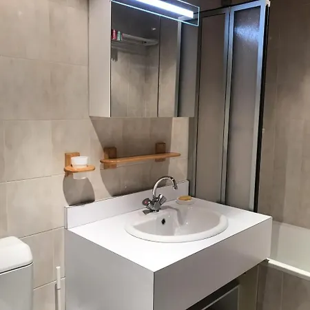 Les Plaisances - Trois Pieces En Duplex Mae-4544