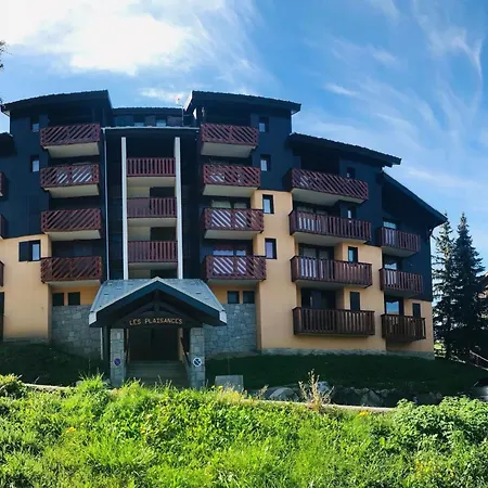 Les Plaisances - Trois Pieces En Duplex Mae-4544 *
