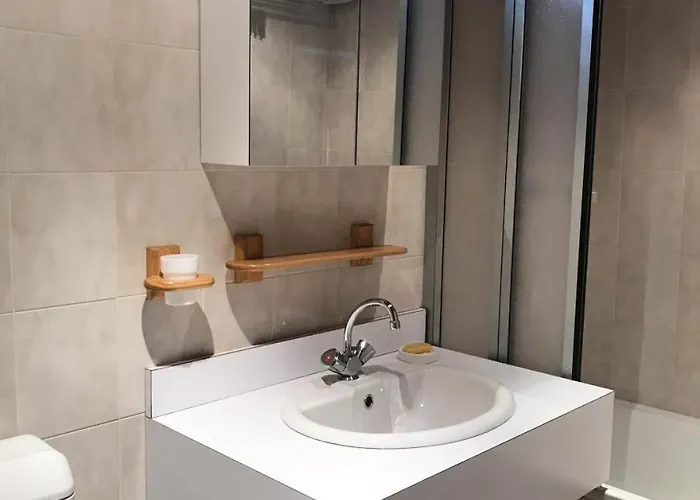 Les Plaisances - Trois Pieces En Duplex Mae-4544